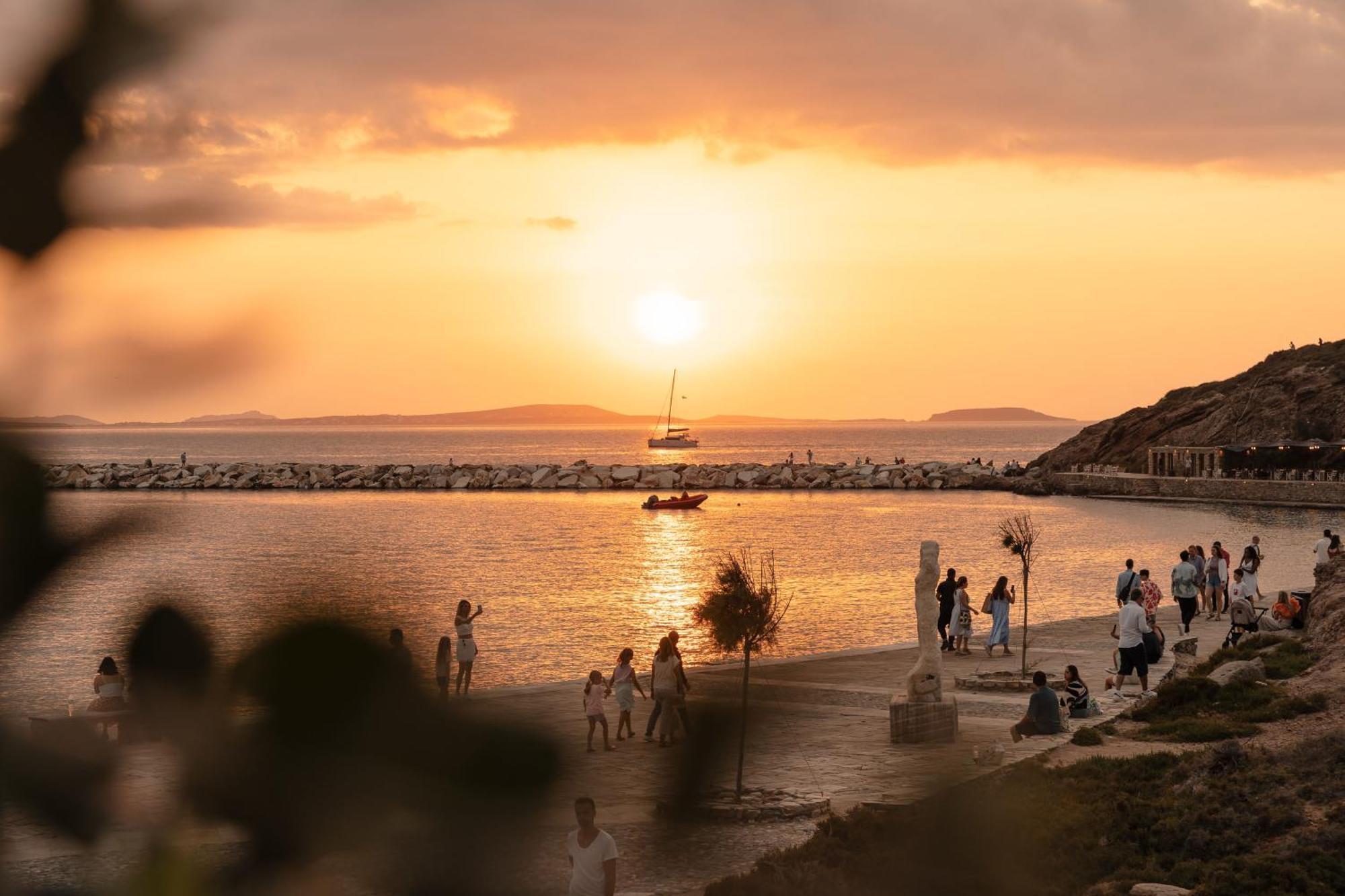 Naxos Rhyton Hotel Naxos City ภายนอก รูปภาพ